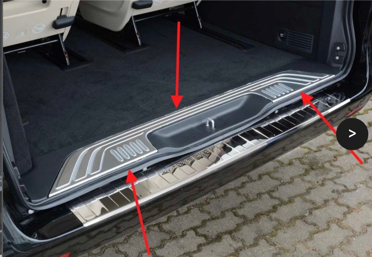 Vito w447 uusi tavaratilan kromilista Omtec