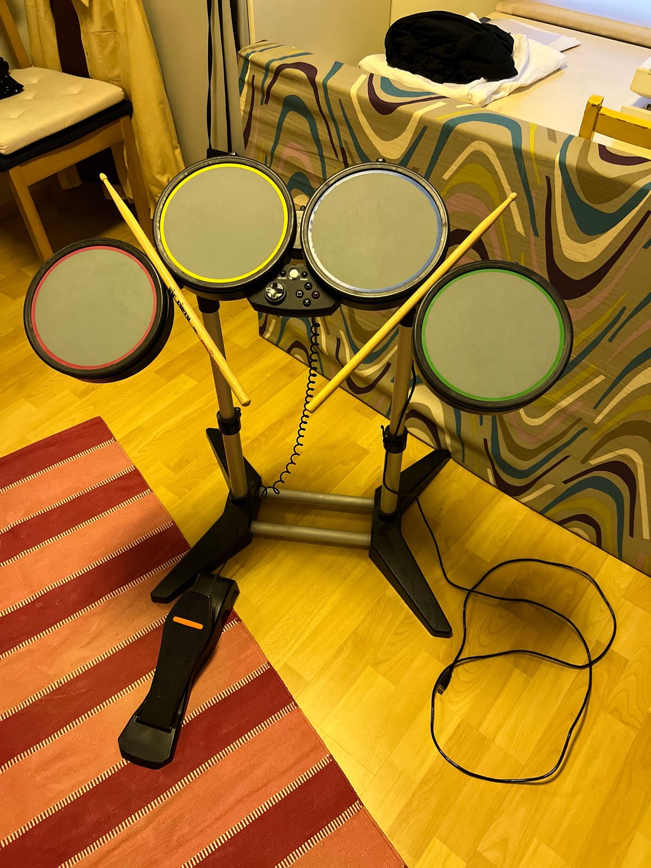 RockBand Rummut PS2 2 Rock Band Peli Tori rockband-rummut-ps2-2-rock-band-peli-tori