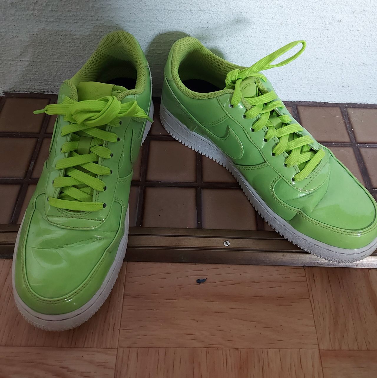 Nike Air Force 1 07 UV Cyber Green 38 5 Tori