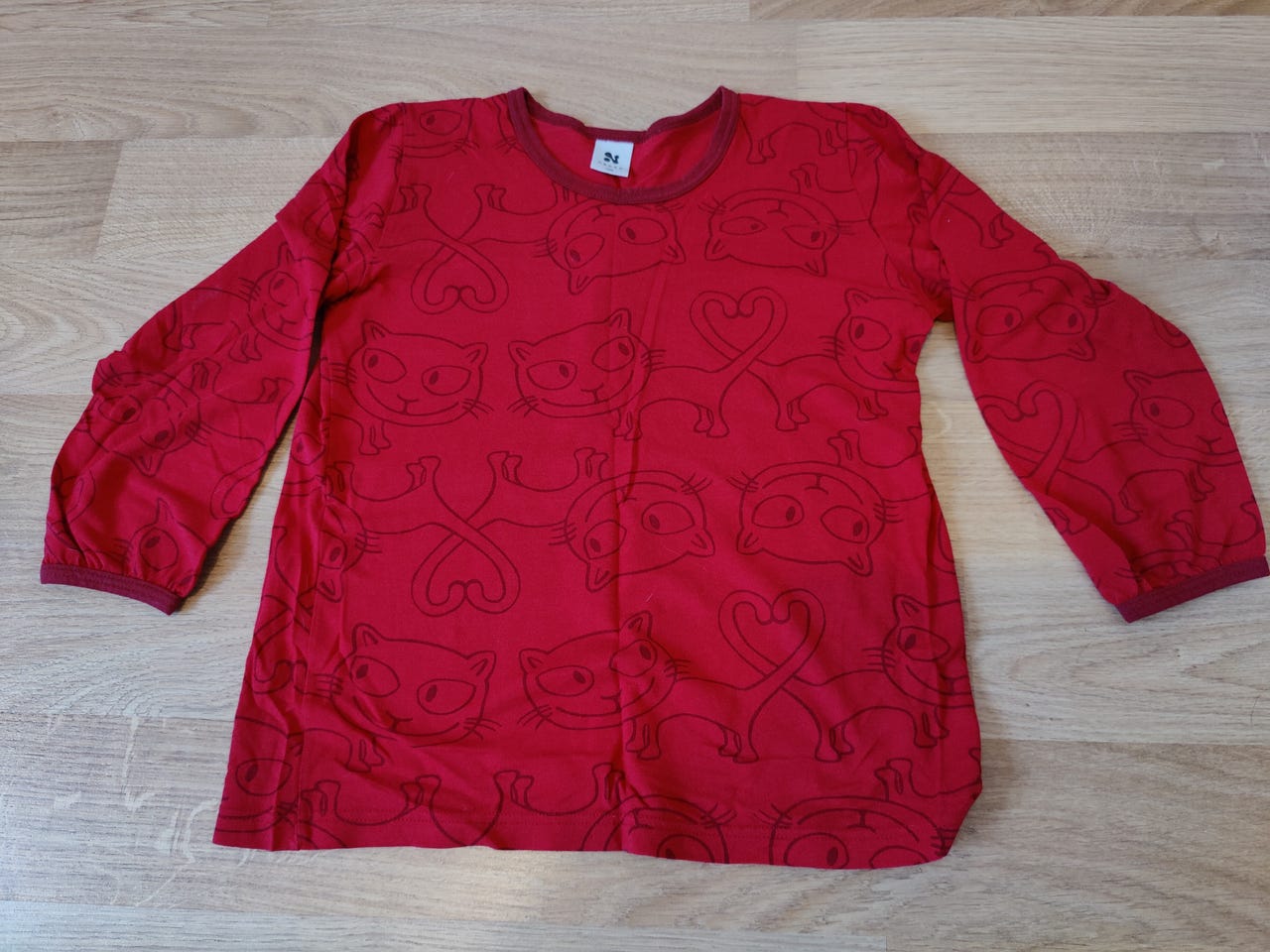 Nanso kissa pyjamapaita 120 cm