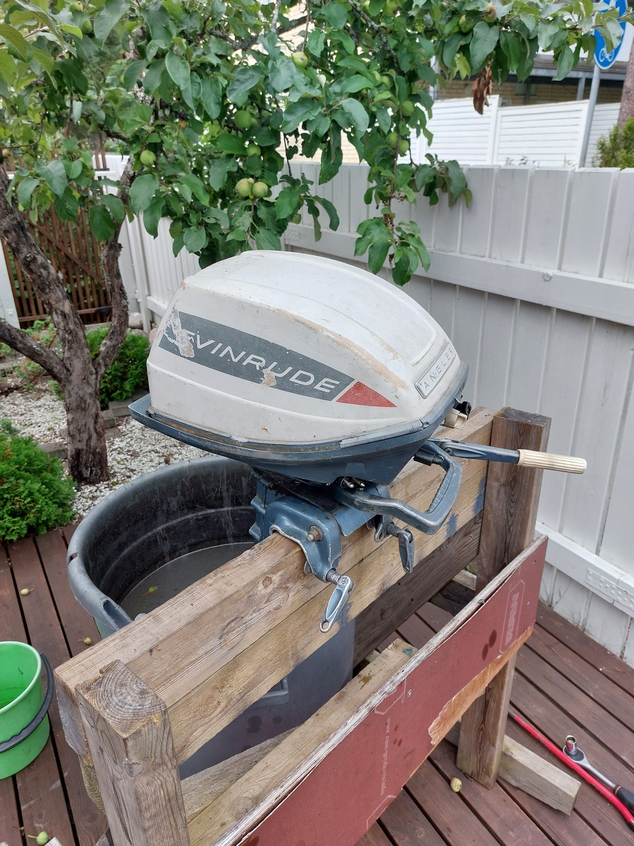 Evinrude angler 5 hp | Tori