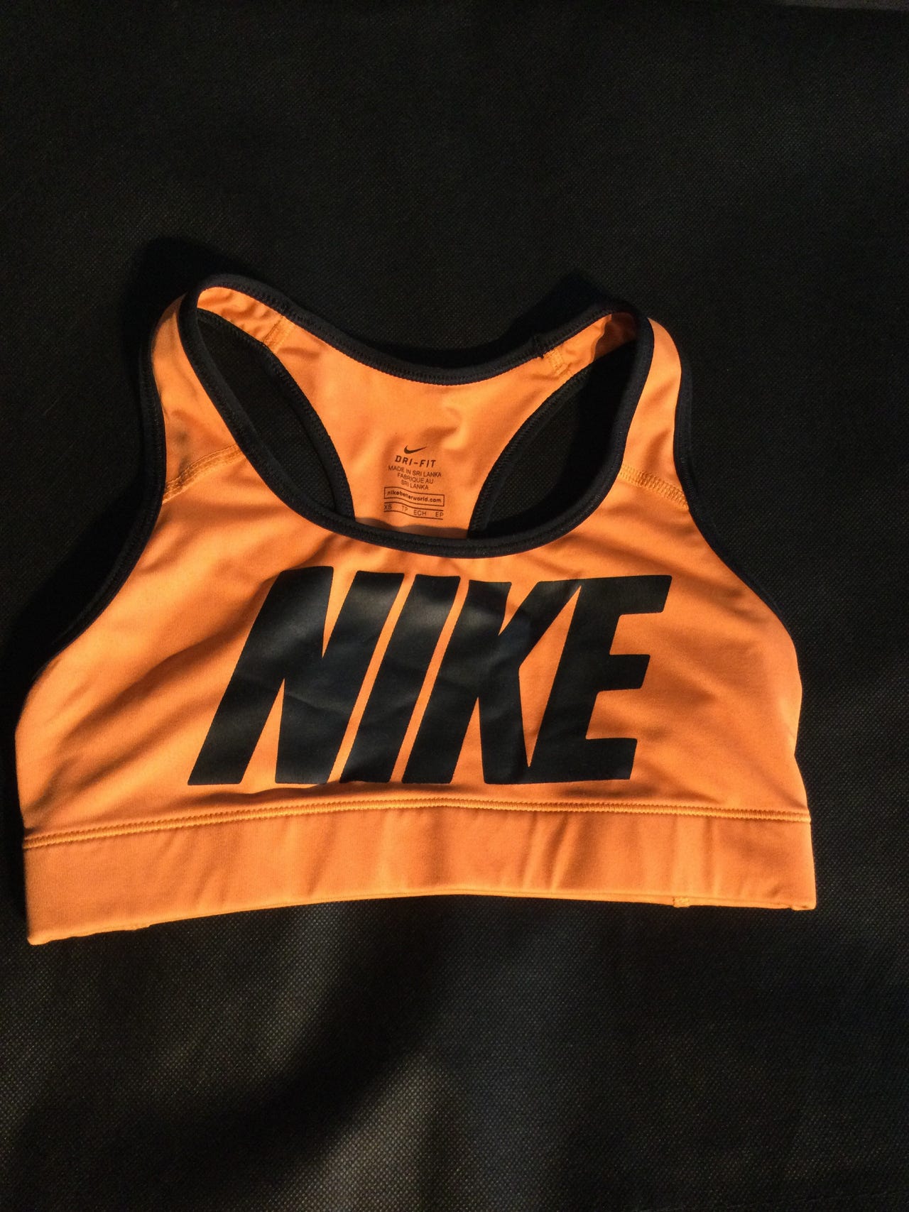 Nike toppi oranssi
