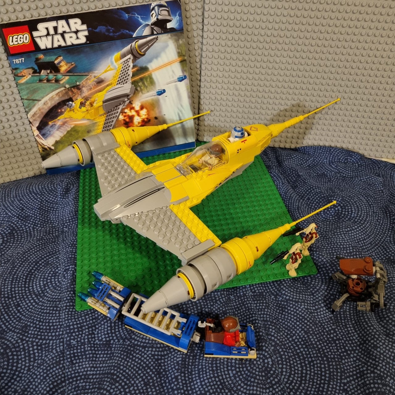 Lego Star Wars 7877 Naboo Starfighter | Tori