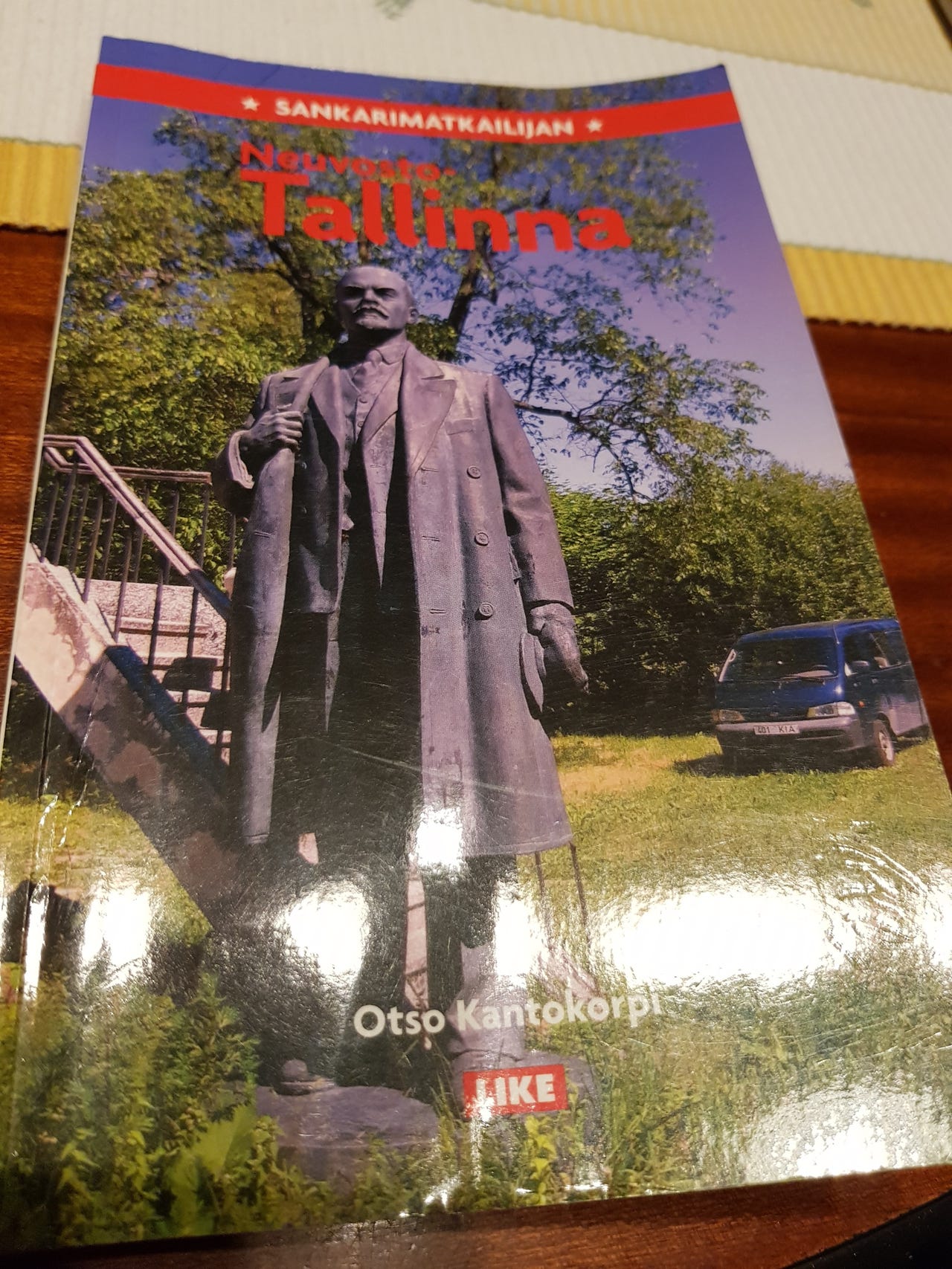 Sankarimatkailijan Neuvosto-Tallinna.