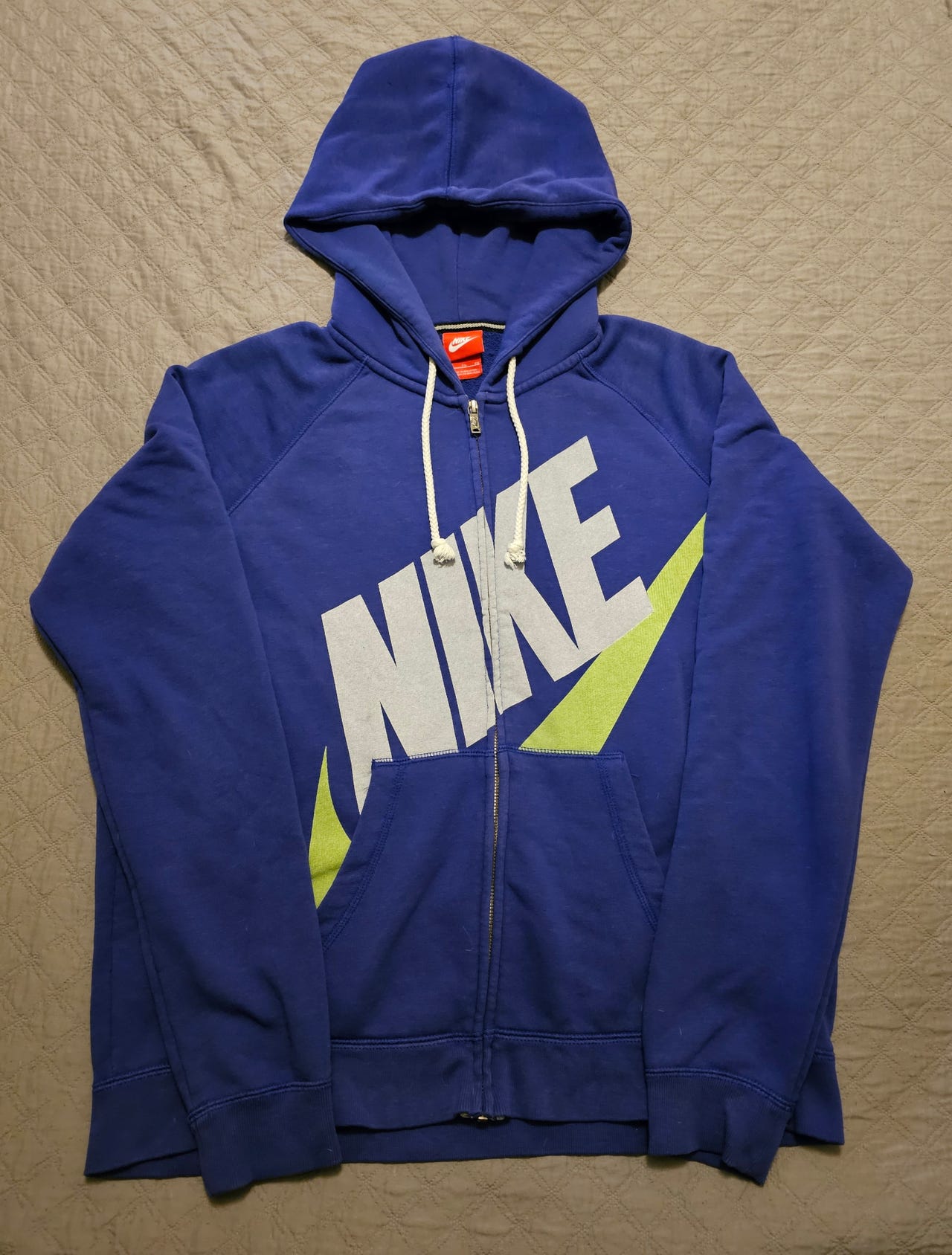 Violetti Nike huppari XL