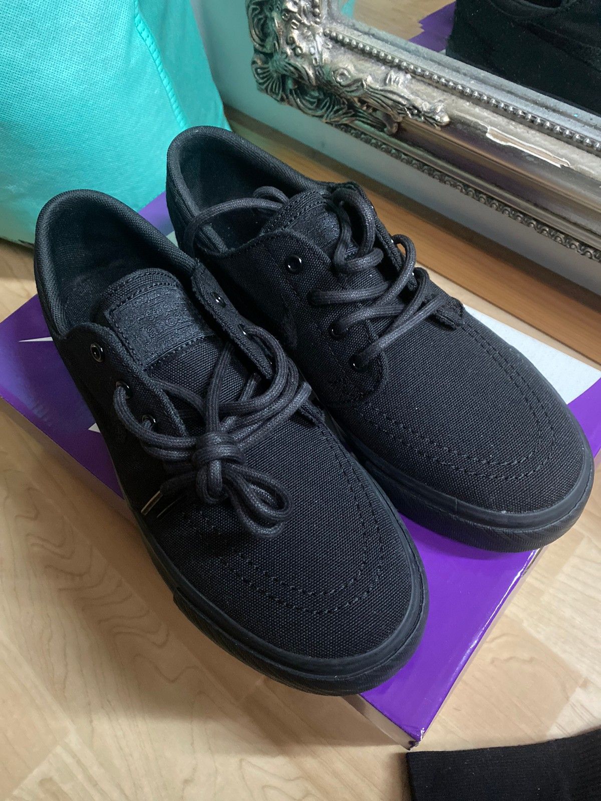 Uudet Nike SB Janoski kengat Tori