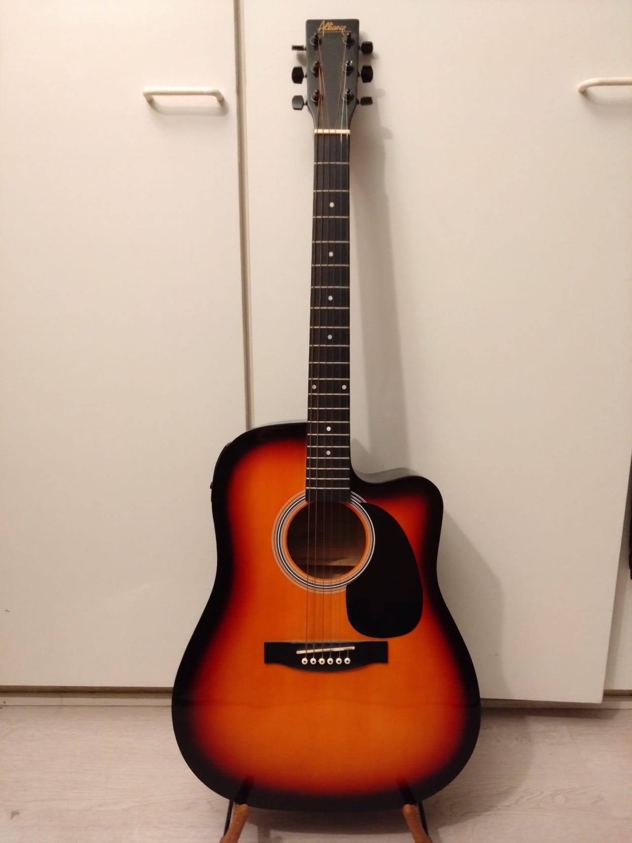 Alliance handmade guitar SW203CE-SB+Ritter laukku | Tori