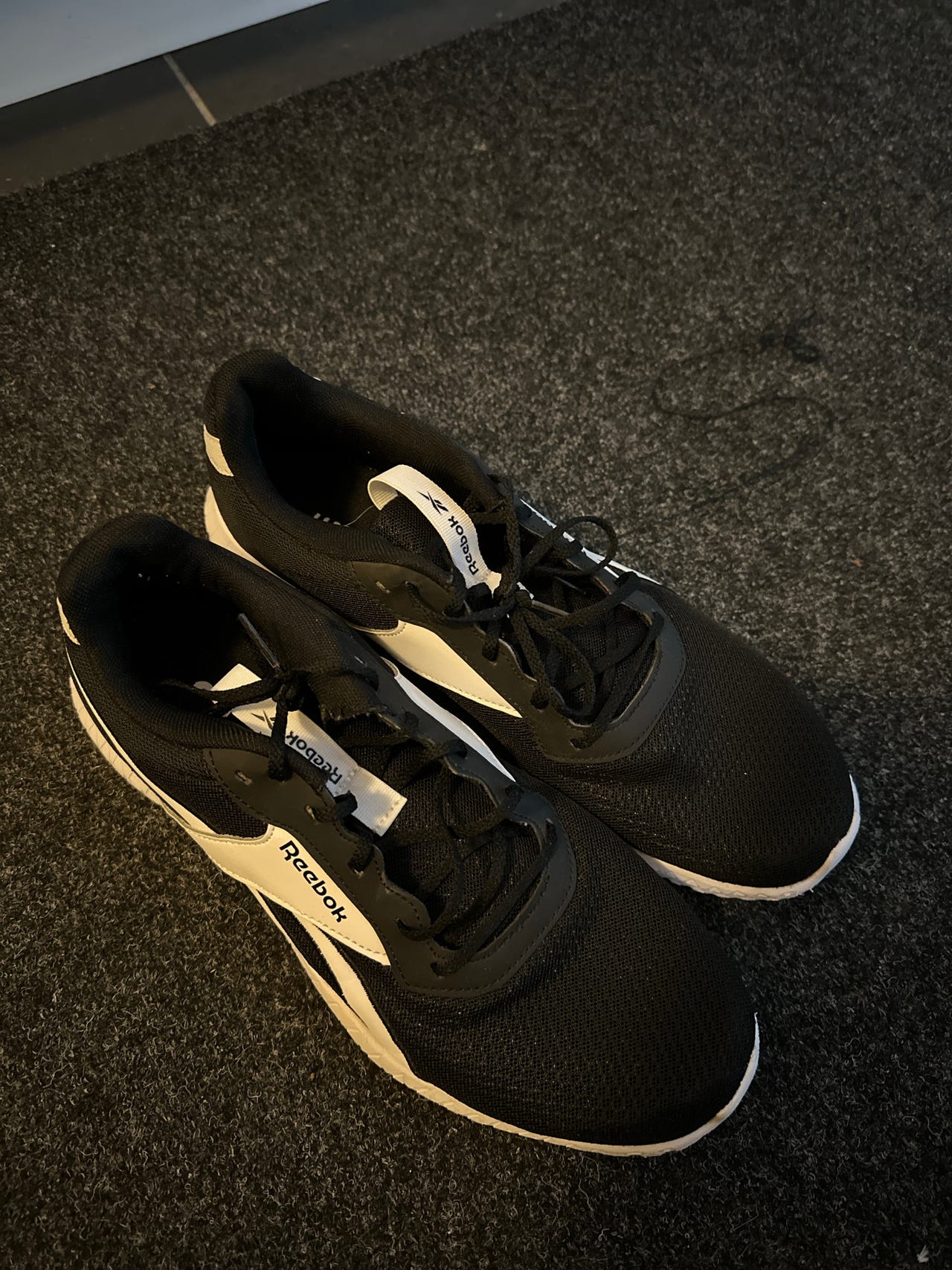 Reebok sisäpeli kengät