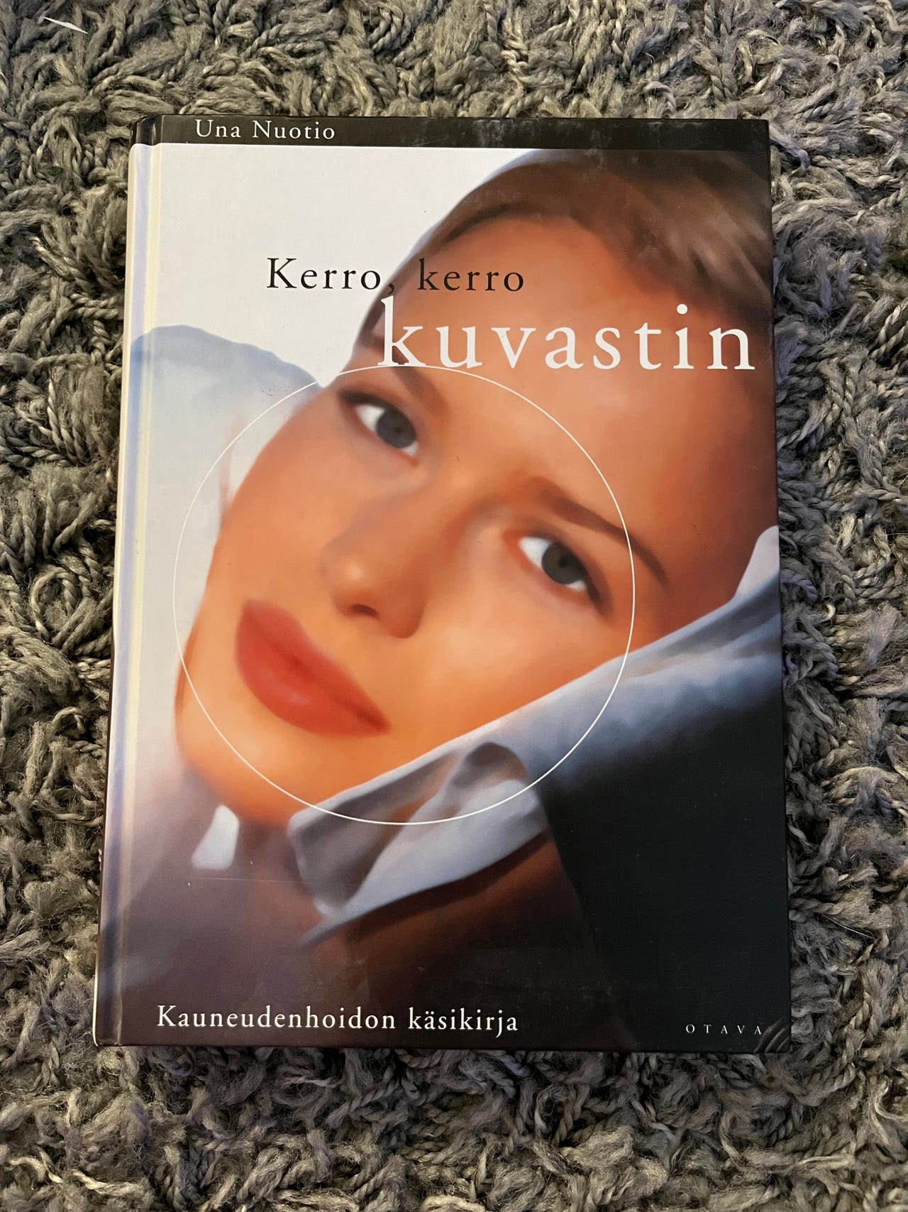 Kerro, kerro kuvastin
