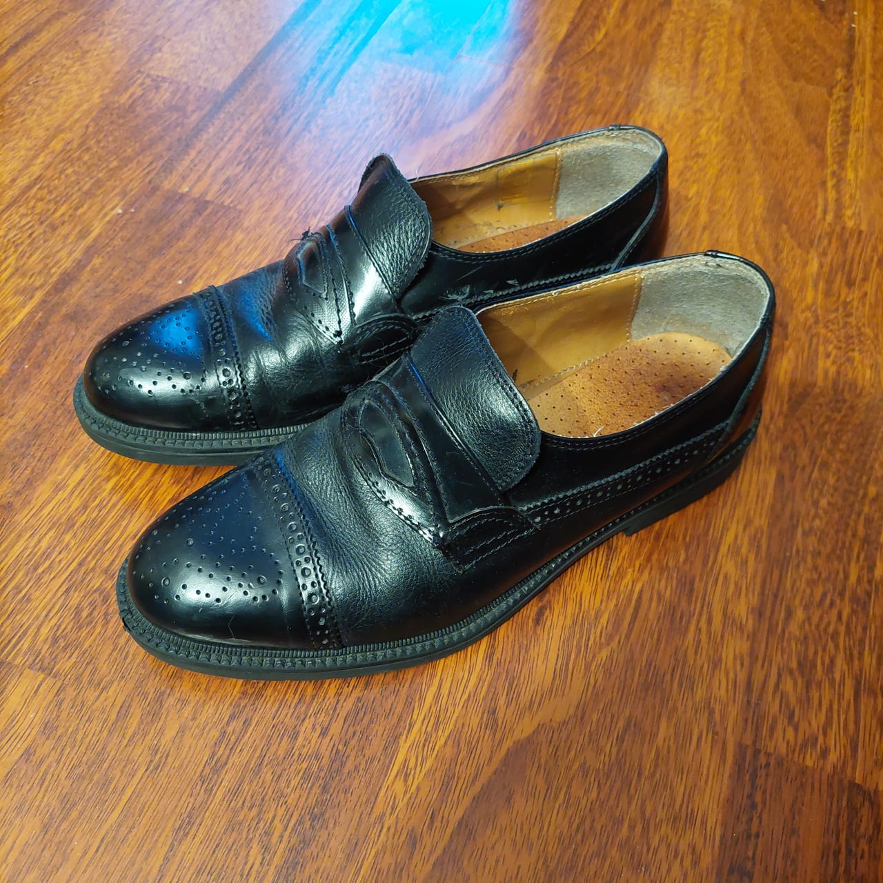 Black leather dress shoes