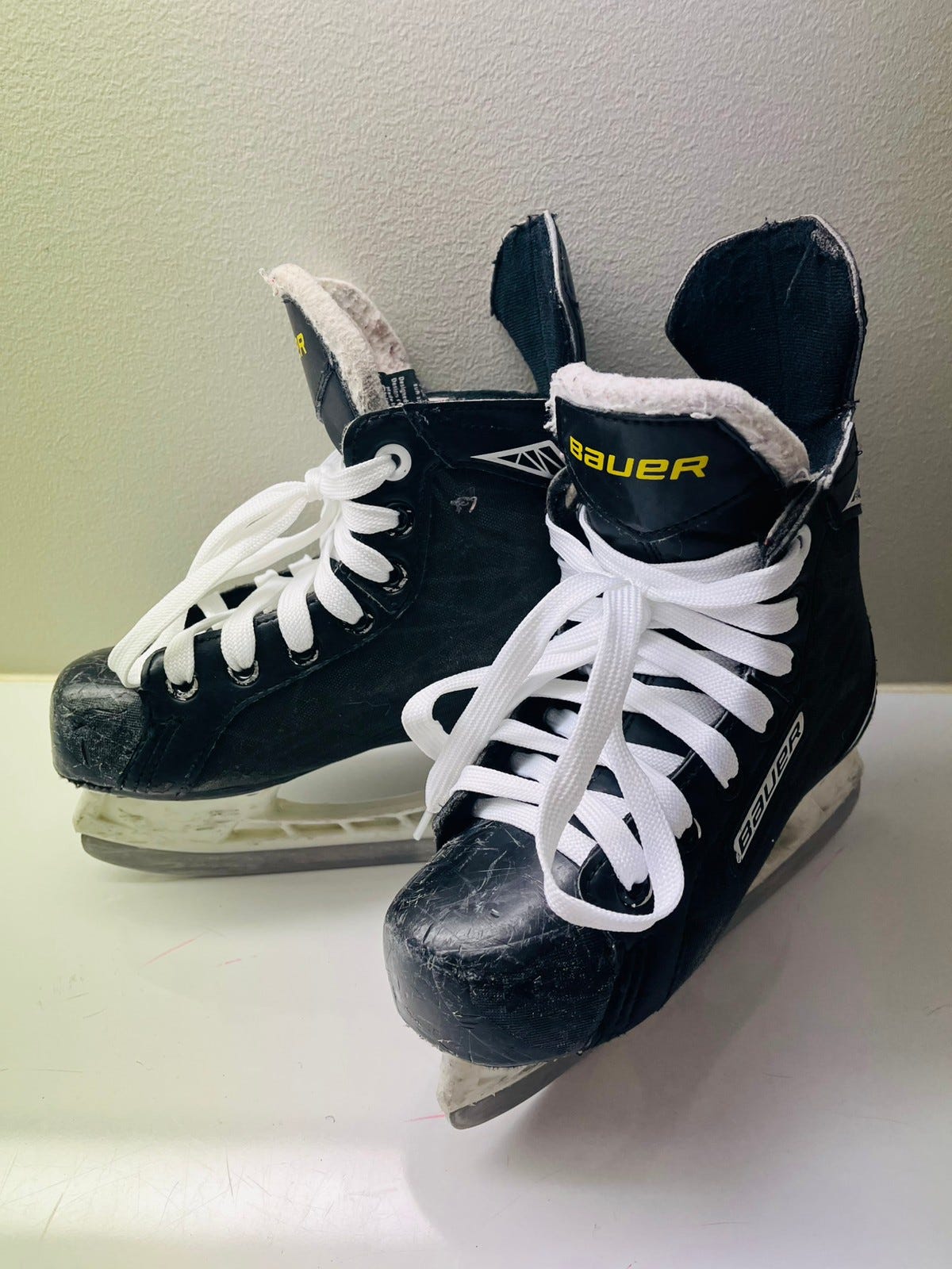 Bauer Supreme S140 T Blade Gold Edition Bauer Supreme S140 luistimet, koko 32 | Tori