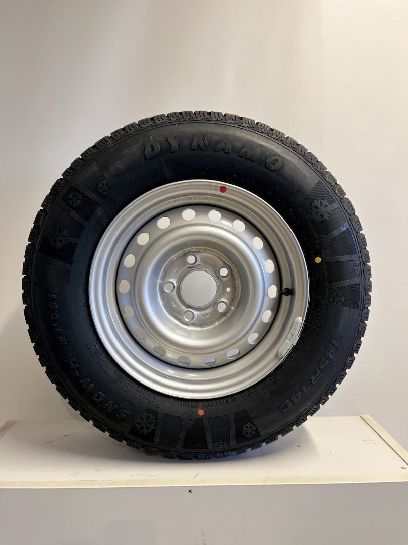 Trailerin kitkarengas 185R14C teräsvanteella