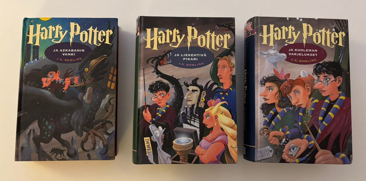 Harry potter kirjoja tori