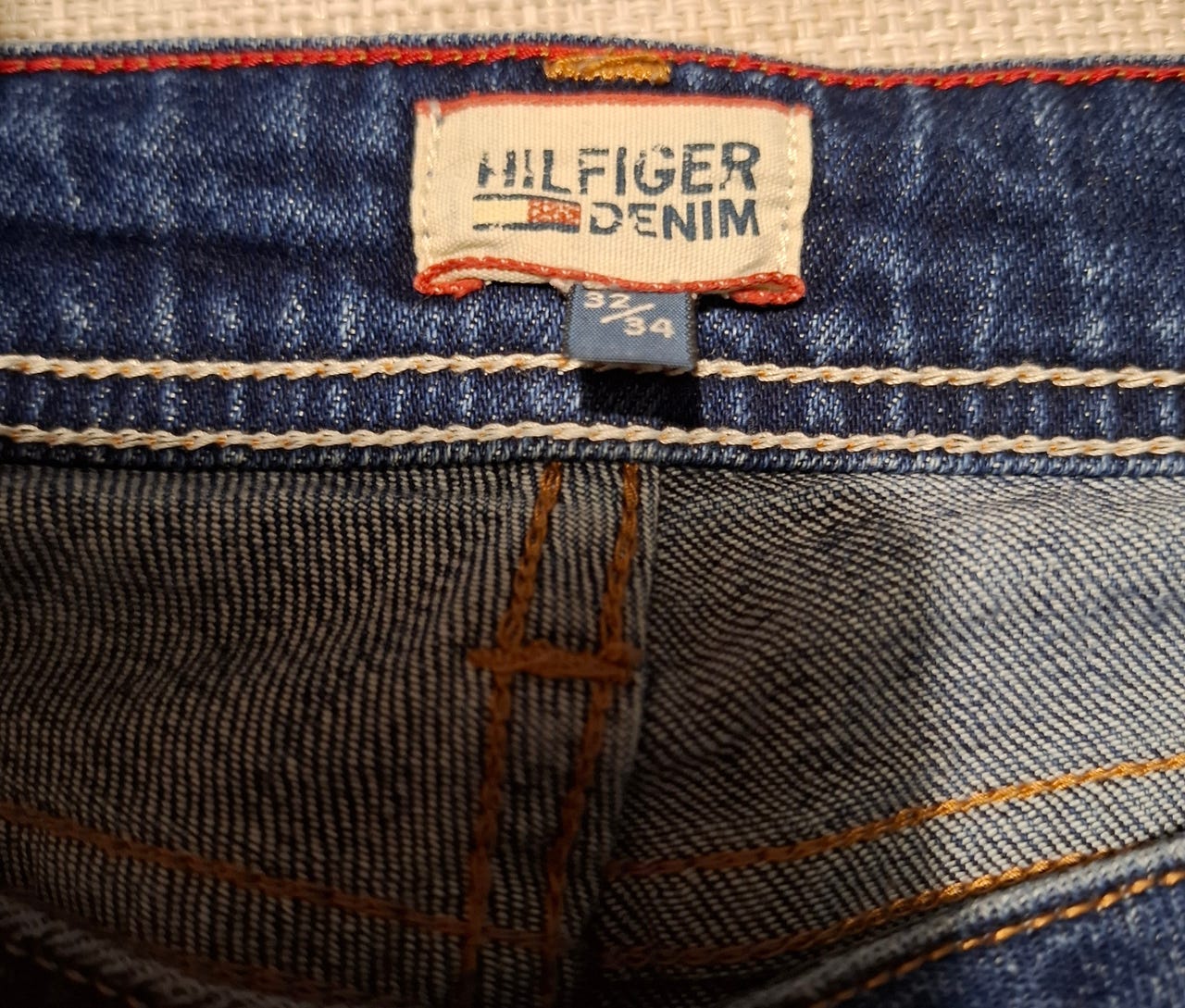 Tommy Hilfiger 32/34