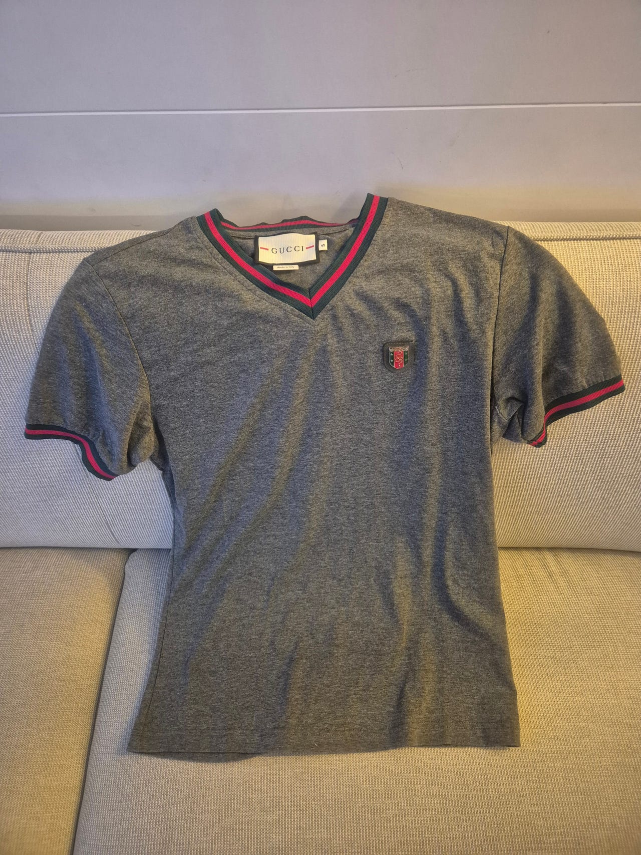 Gucci grey t-shirt