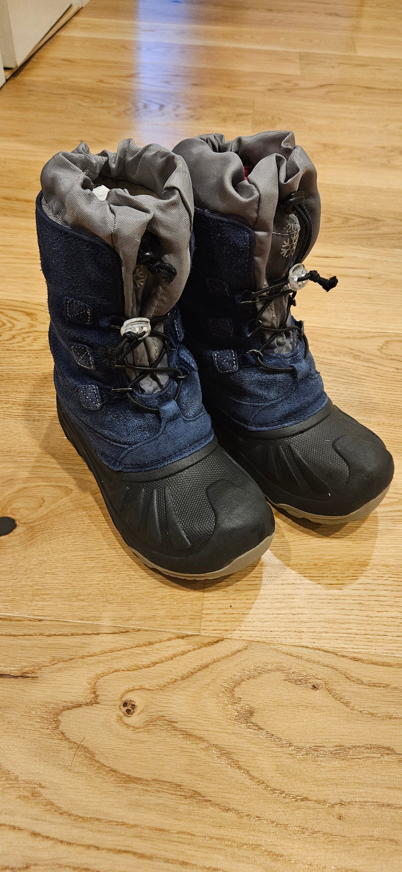 ugg-lasten-talvisaappaat-koko-34-tori