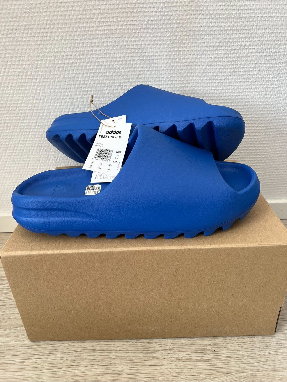 Adidas Yeezy Slide Azure US 13 Tori