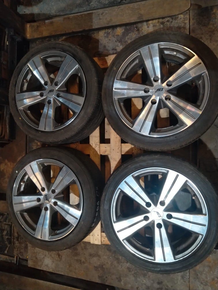 AEZ 5x120 215/45R17 kesärenkaat