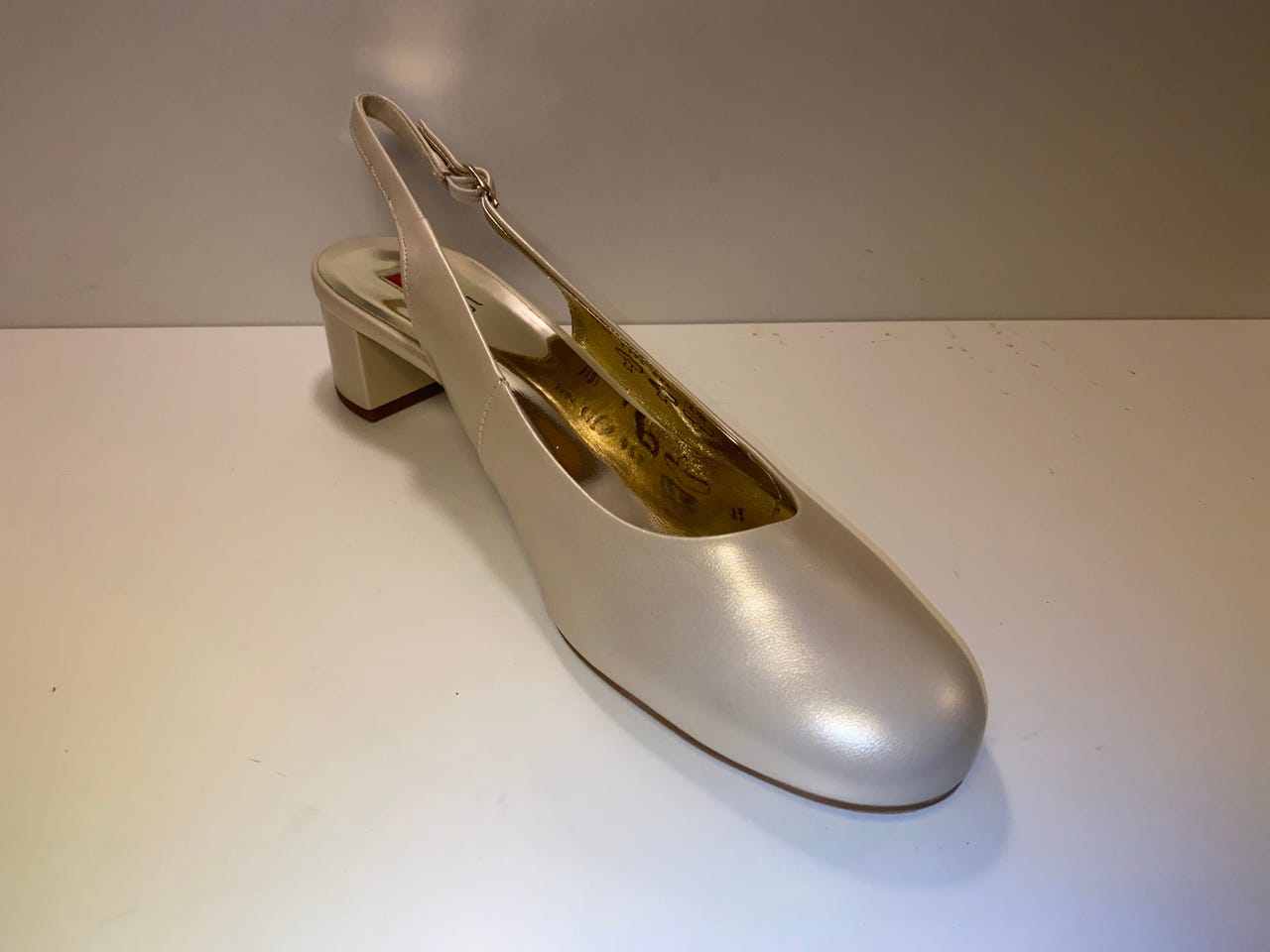 Högl Ballerina in Bronze | ABOUT YOU