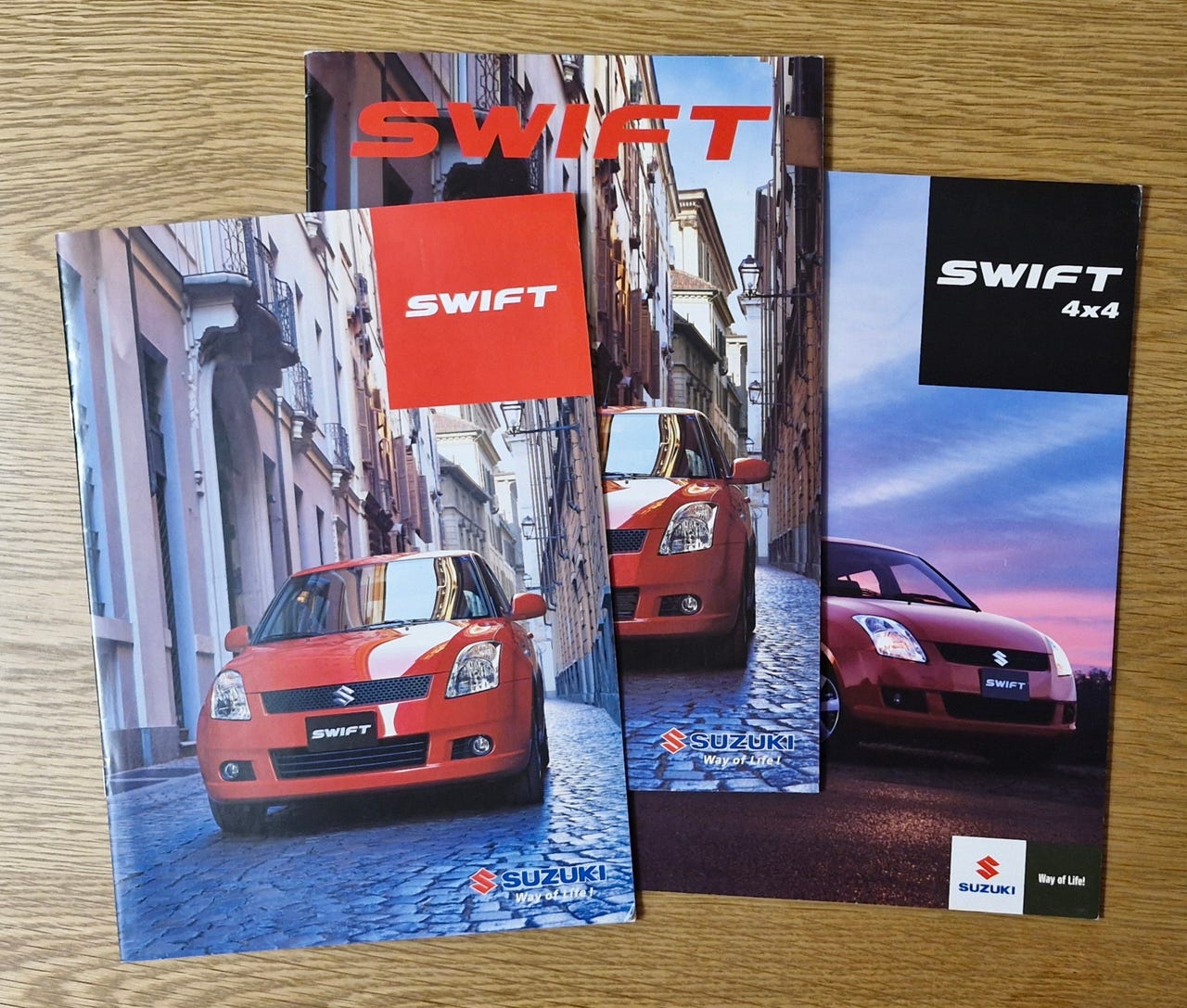 Suzuki Swift -esitteet 2005