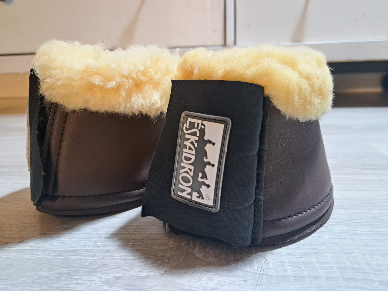 Eskadron lampaankarvaputsit S