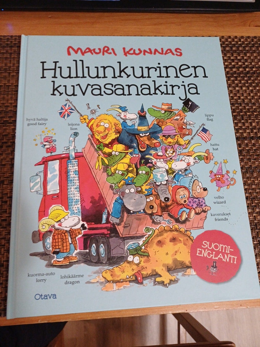 Mauri Kunnas - Hullunkurinen kuvasanakirja | Tori