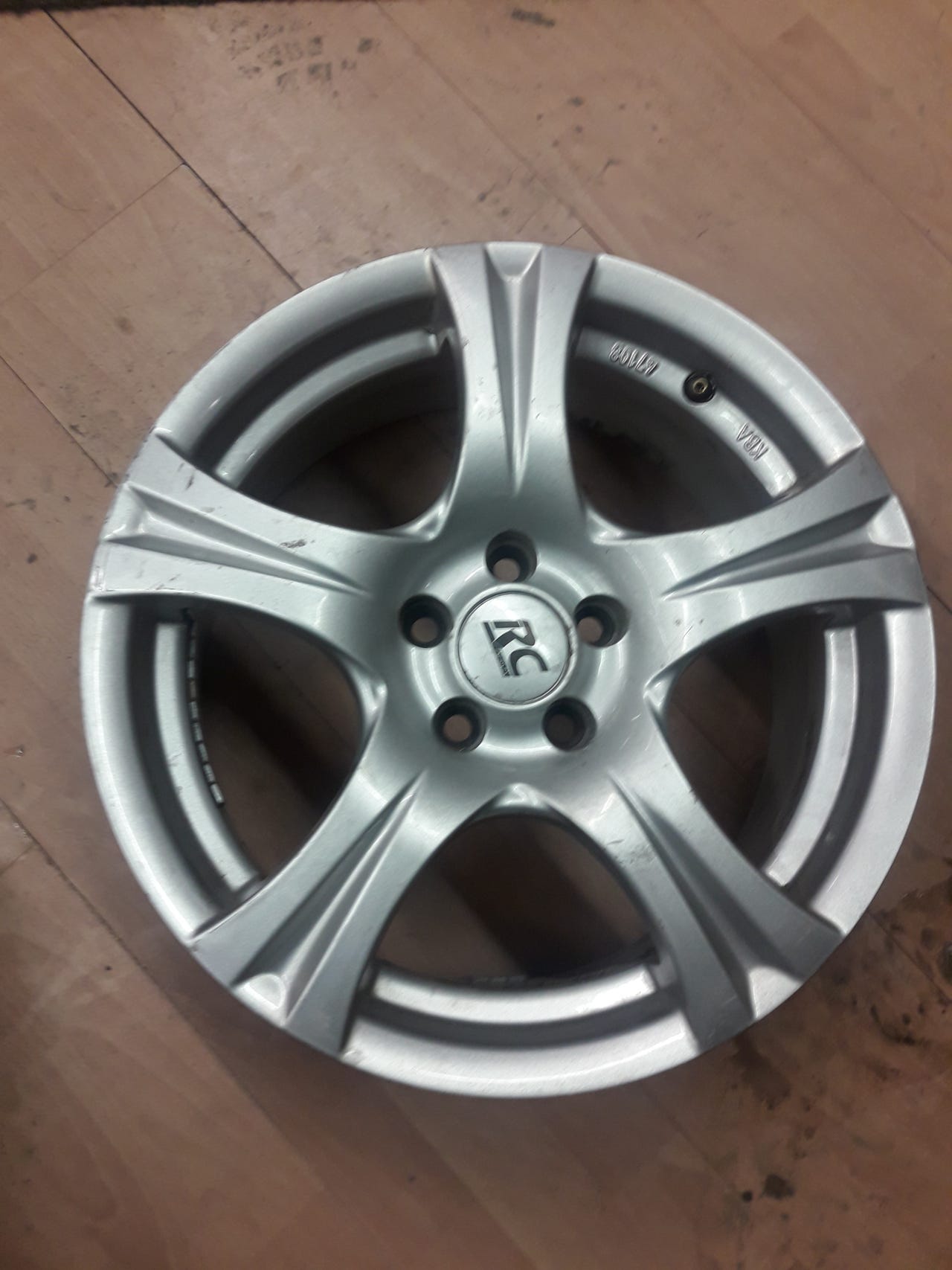 5x100 7x16 aluvanteet 4kpl