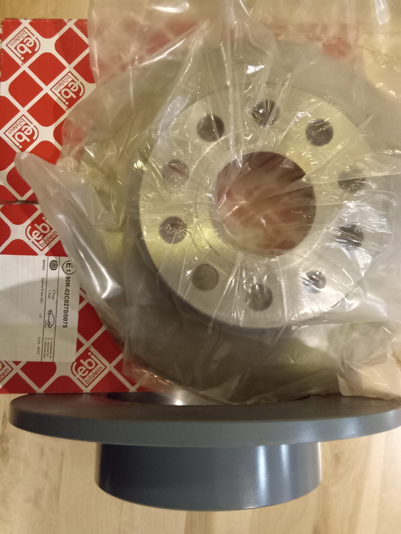 Jarrulevyt 2kpl taakse VAG Octavia 23240/FebiBilstein.