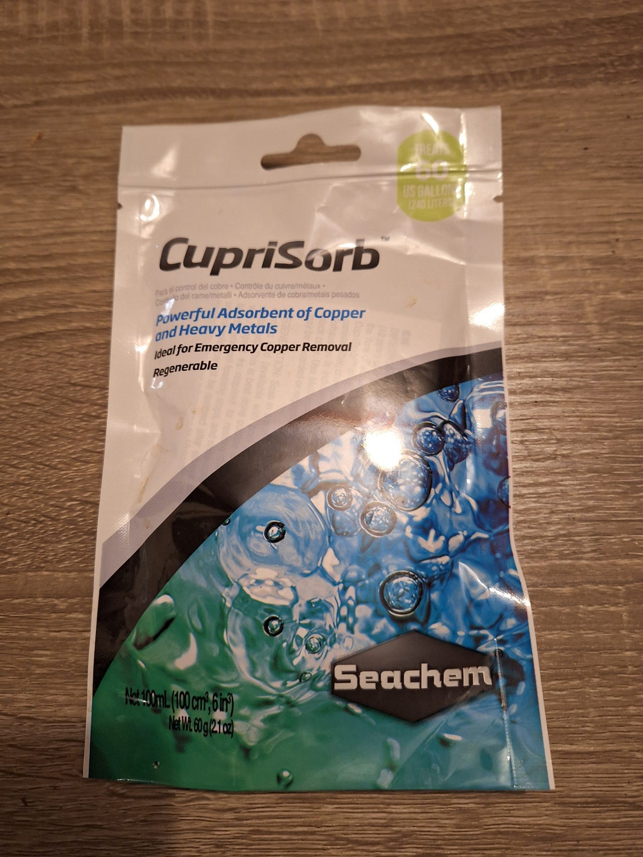 kuparin ja muiden raskasmetallien poisto ja imeytysaine