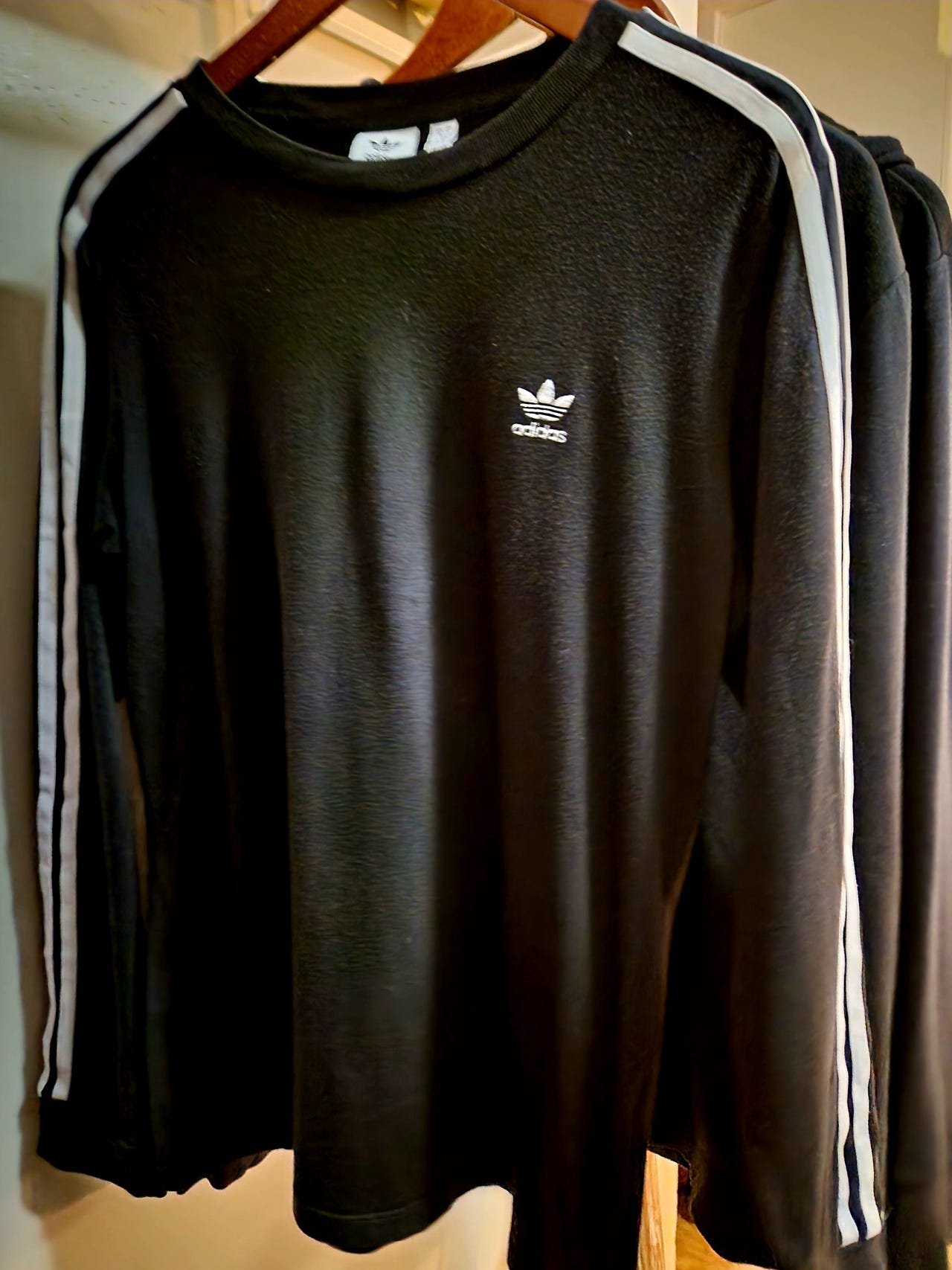 Adidas Athletics paita | Tori