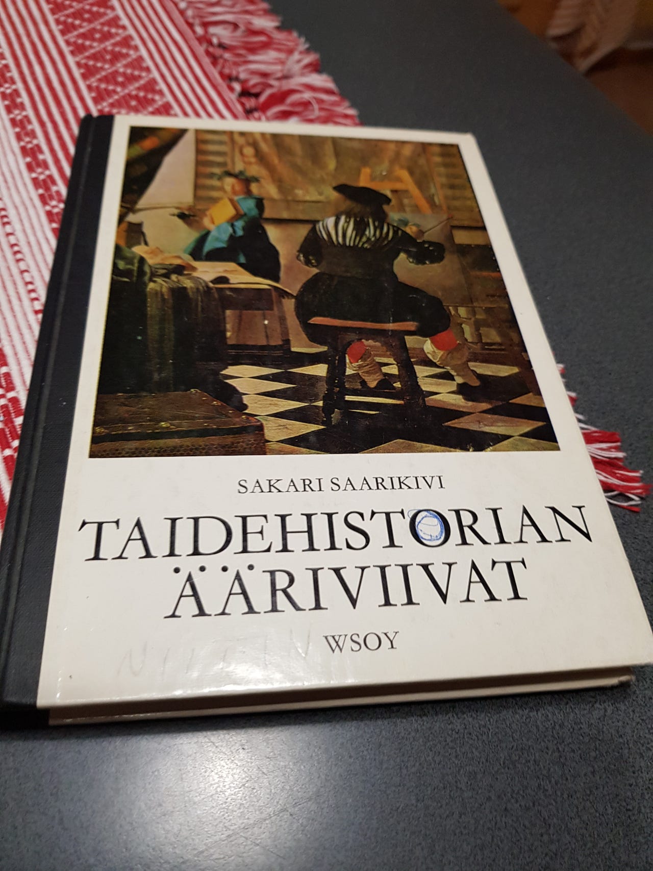 Taidehistorian ääriviivat. Sakari Saarikivi.