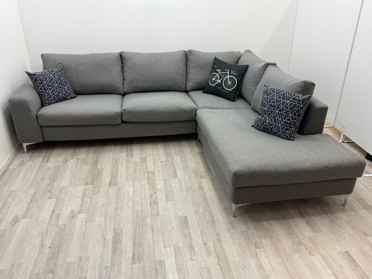 220/270 cm DUTTI Nordic Kulmasohva, Ilmainen Toimitus Free delive