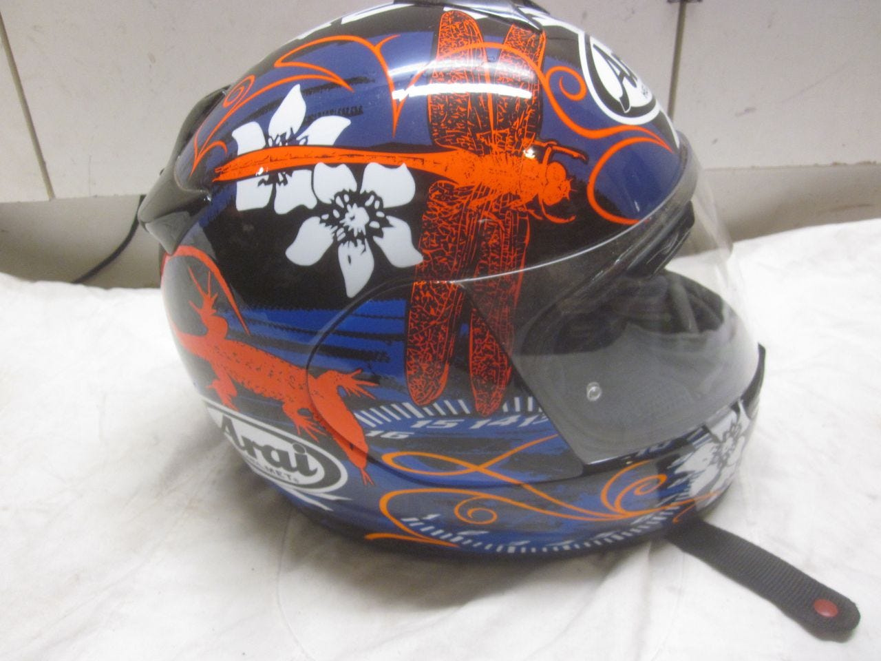 arai flower kypärä koko 62