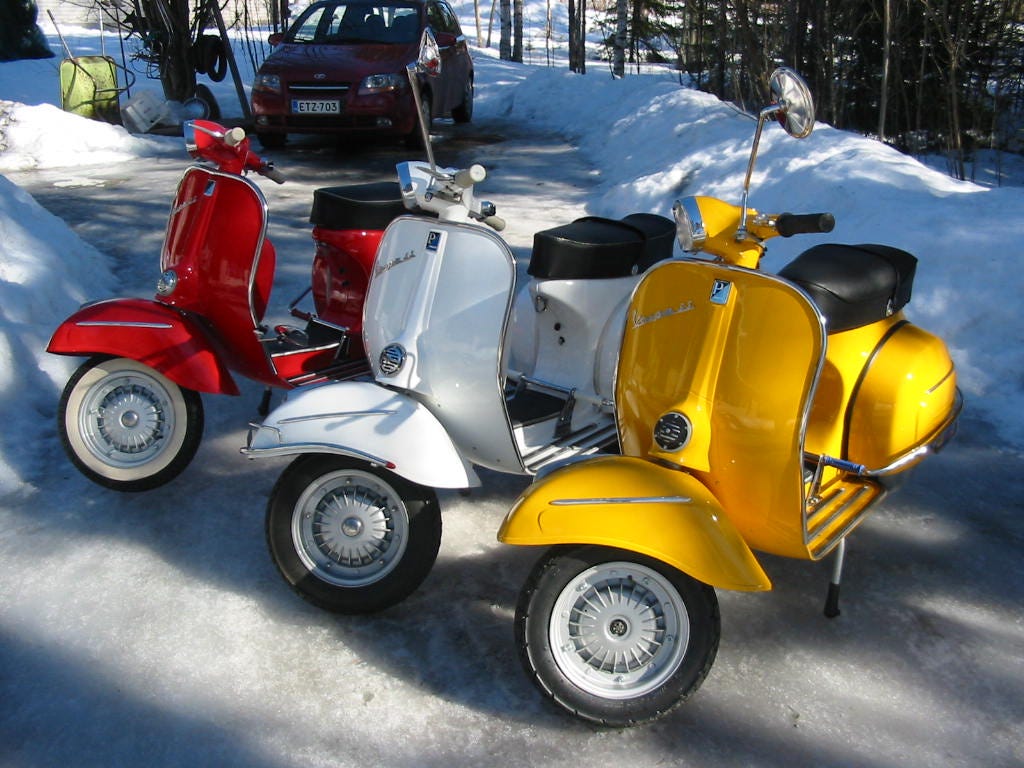 Vespa-skoottereihin ulko- ja sisärenkaita