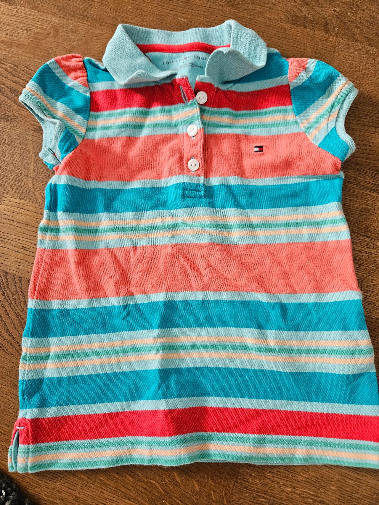 Tommy Hilfiger pikeepaita koko 2