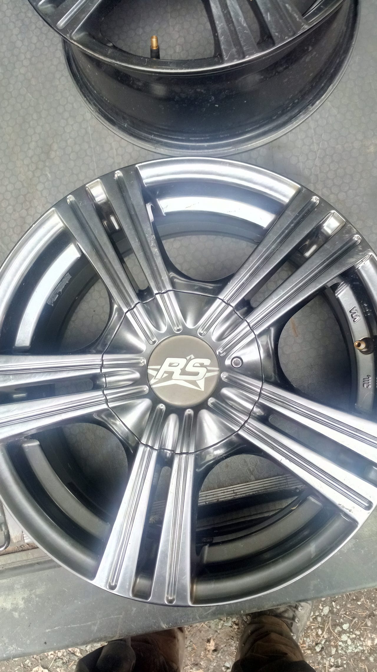 RS aluvanteet 7x15" 5x108/5x114,3 ET45 KR72,6