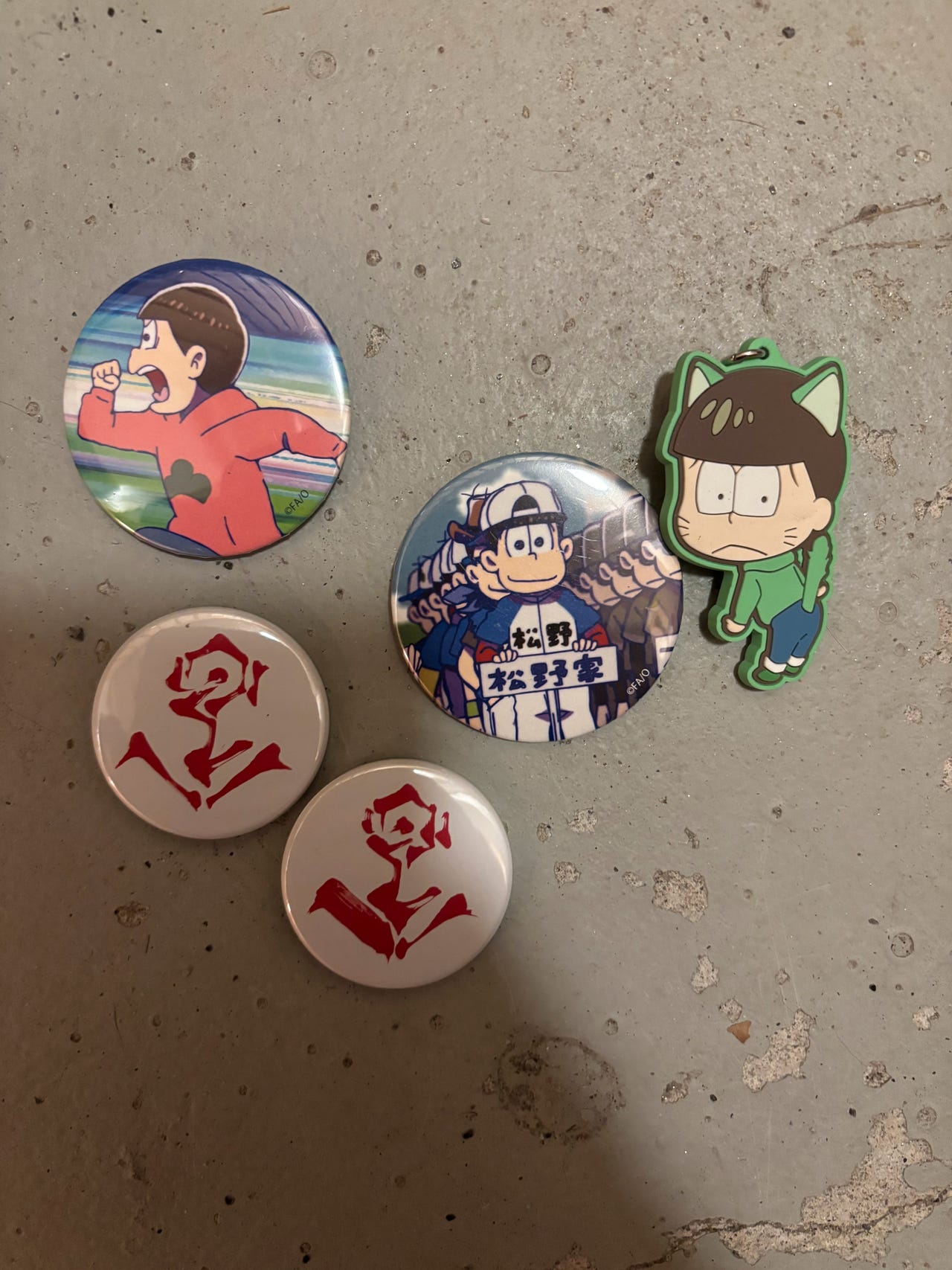 Anime pinssit mr.osomatsu