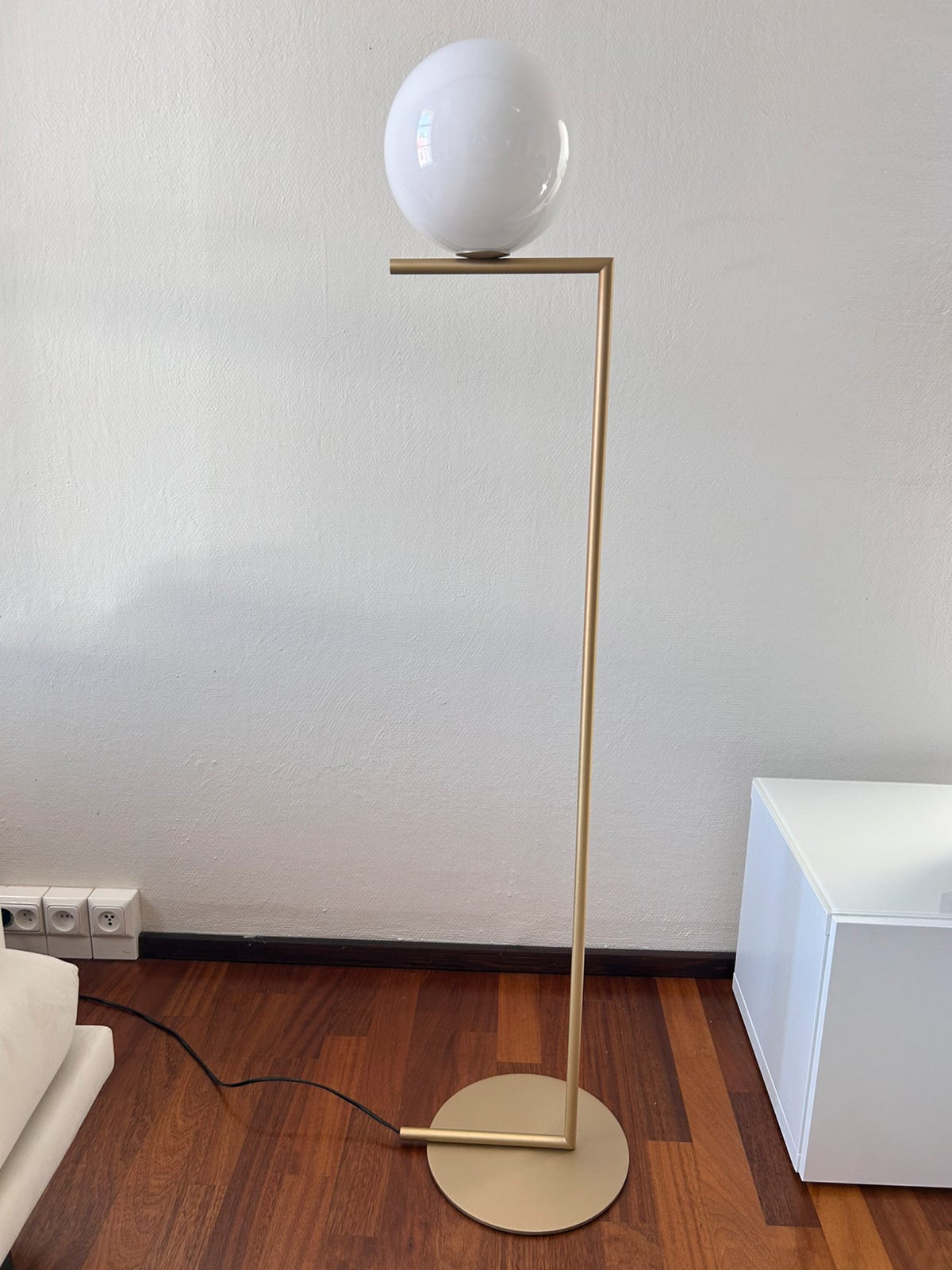 Flos ic lights f1 lattiavalaisin
