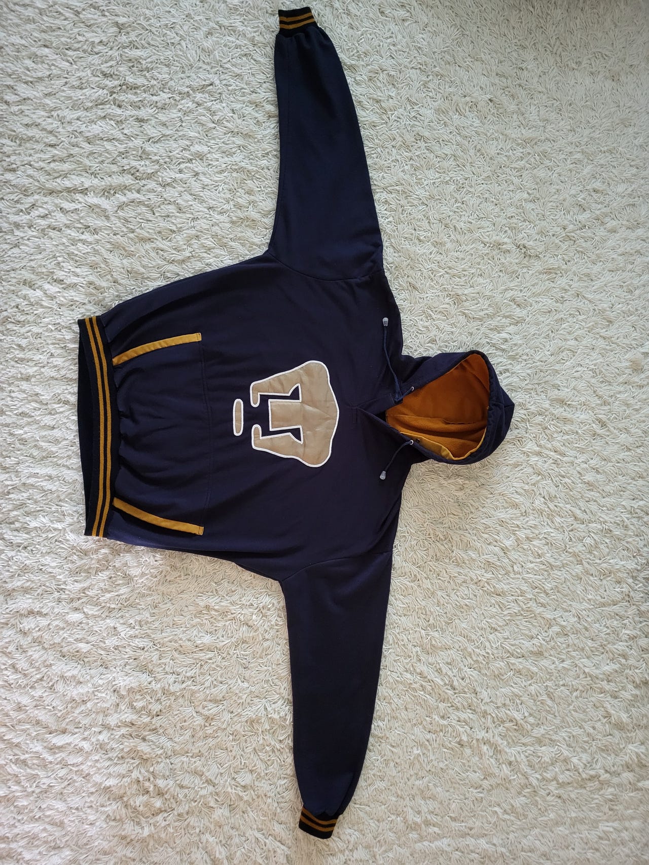 pumas-unam-jalkapalloseuran-huppari-tori