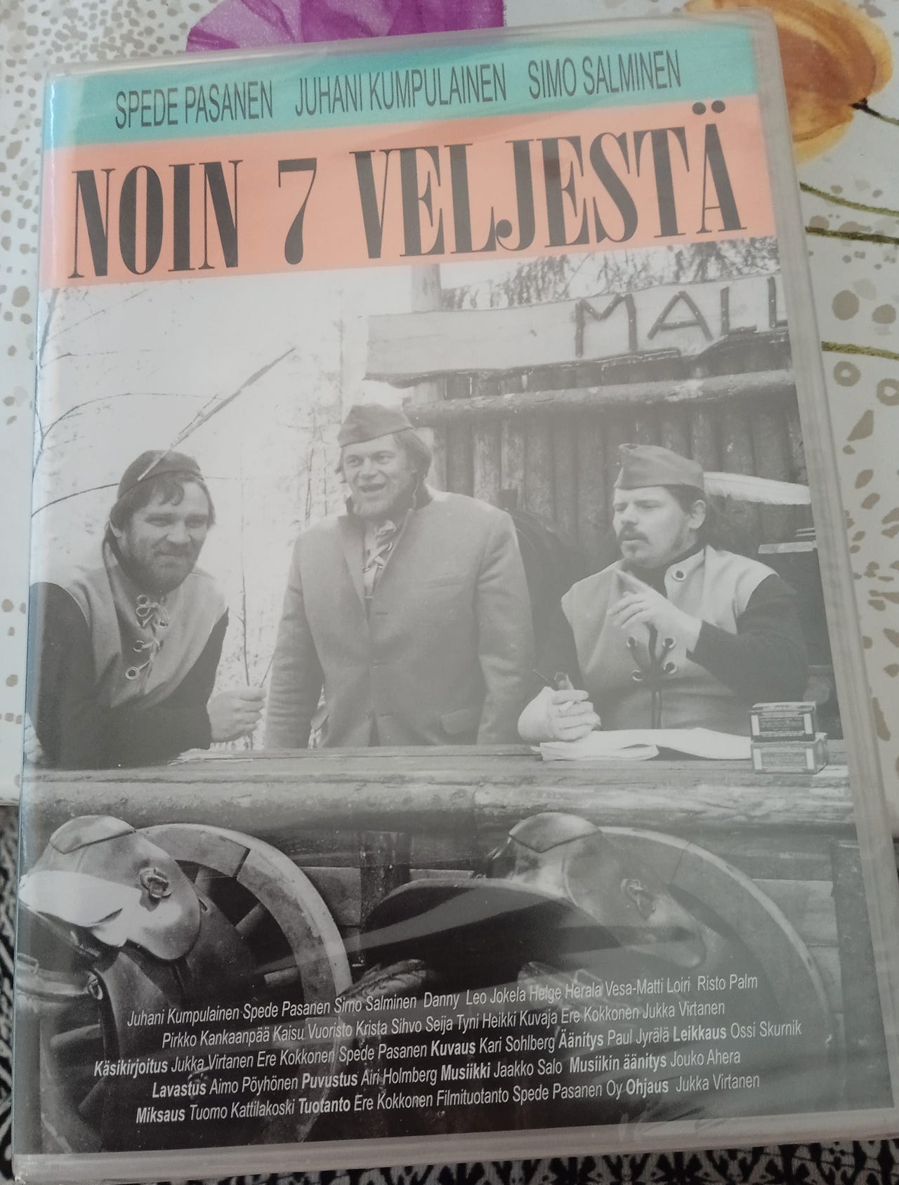 Kotimaiset dvd-leffat