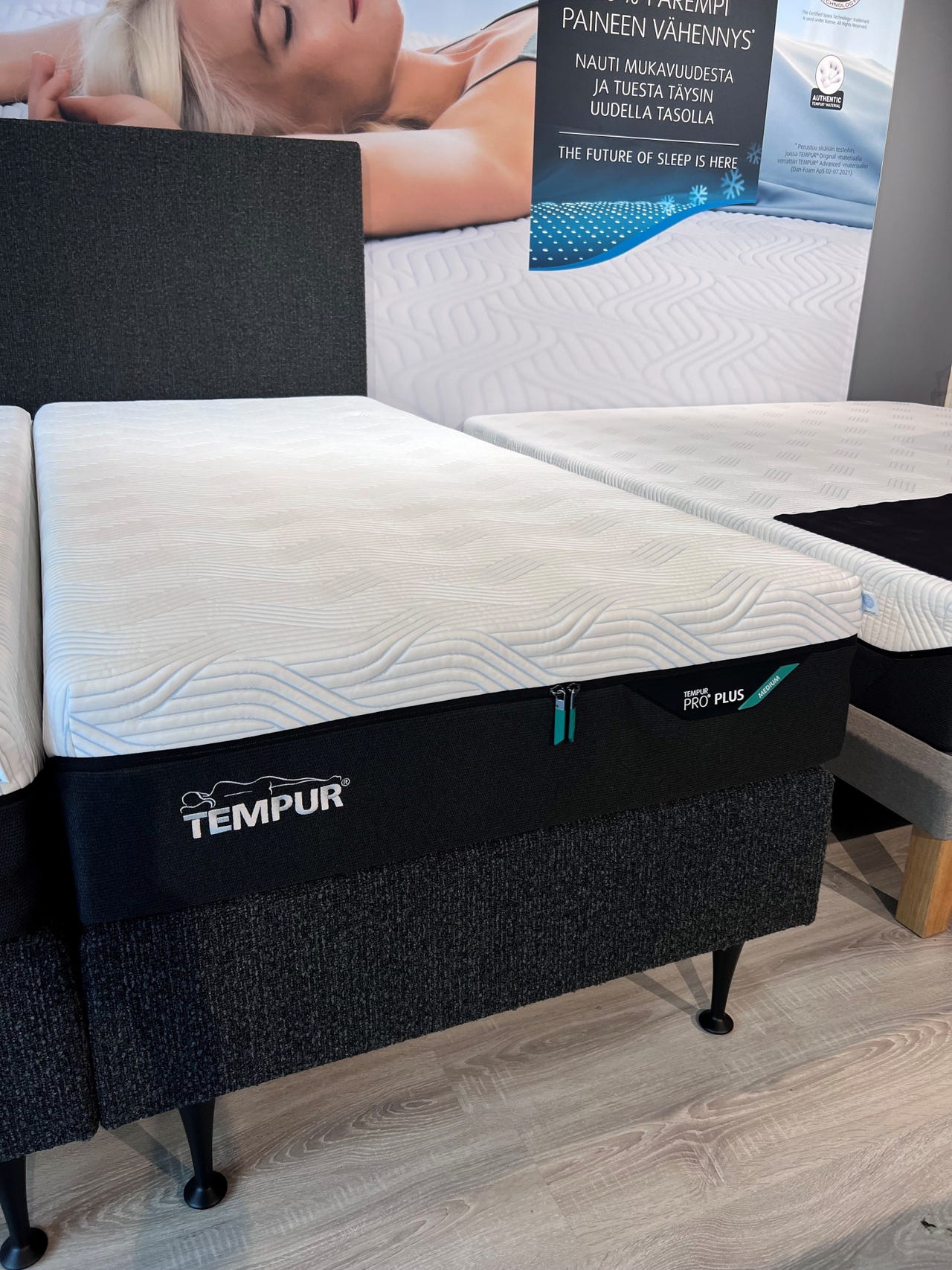 TEMPUR Pro Plus Medium patja 90x200x25cm ETUSI 740e