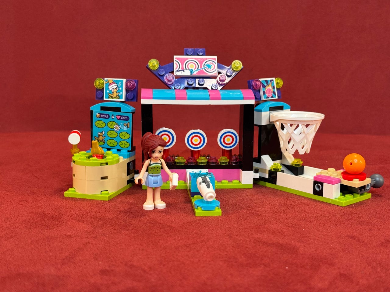 Lego Friends 41127 Amusement Park Arcade