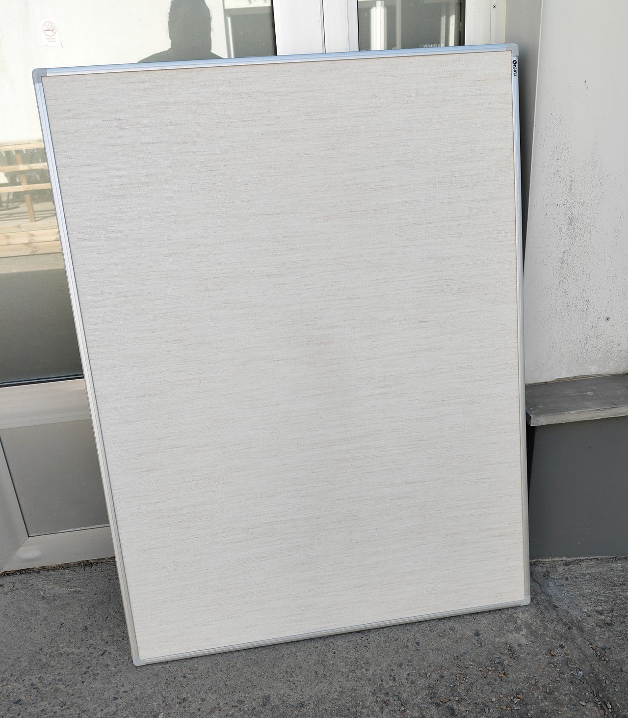 Isku ilmoitustaulu / pellavataulu 105cm x 95cm - 7kpl varastossa