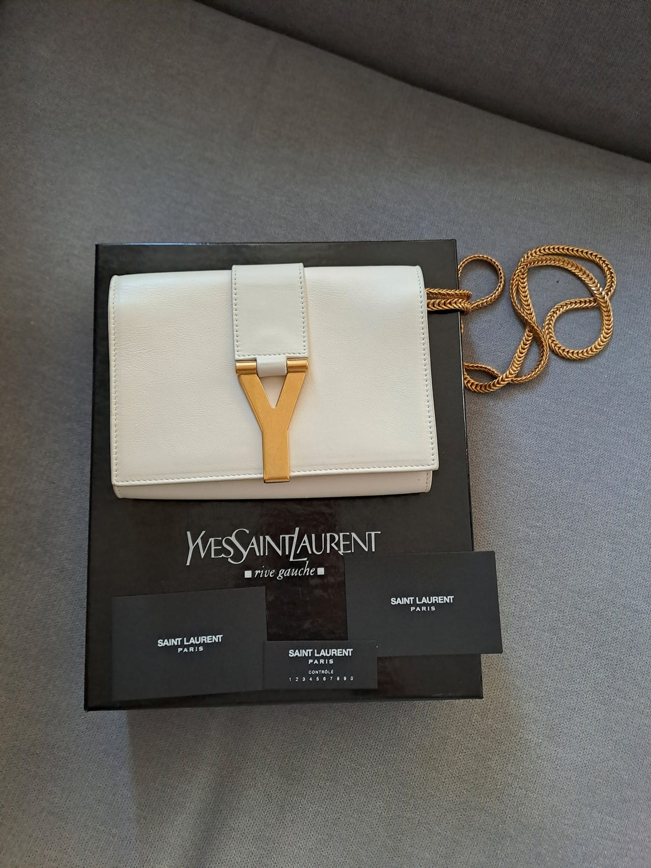 Yves Saint Laurent Ligne