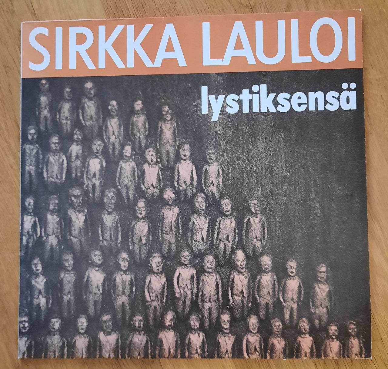 Sirkka Lauloi lystiksensä PL