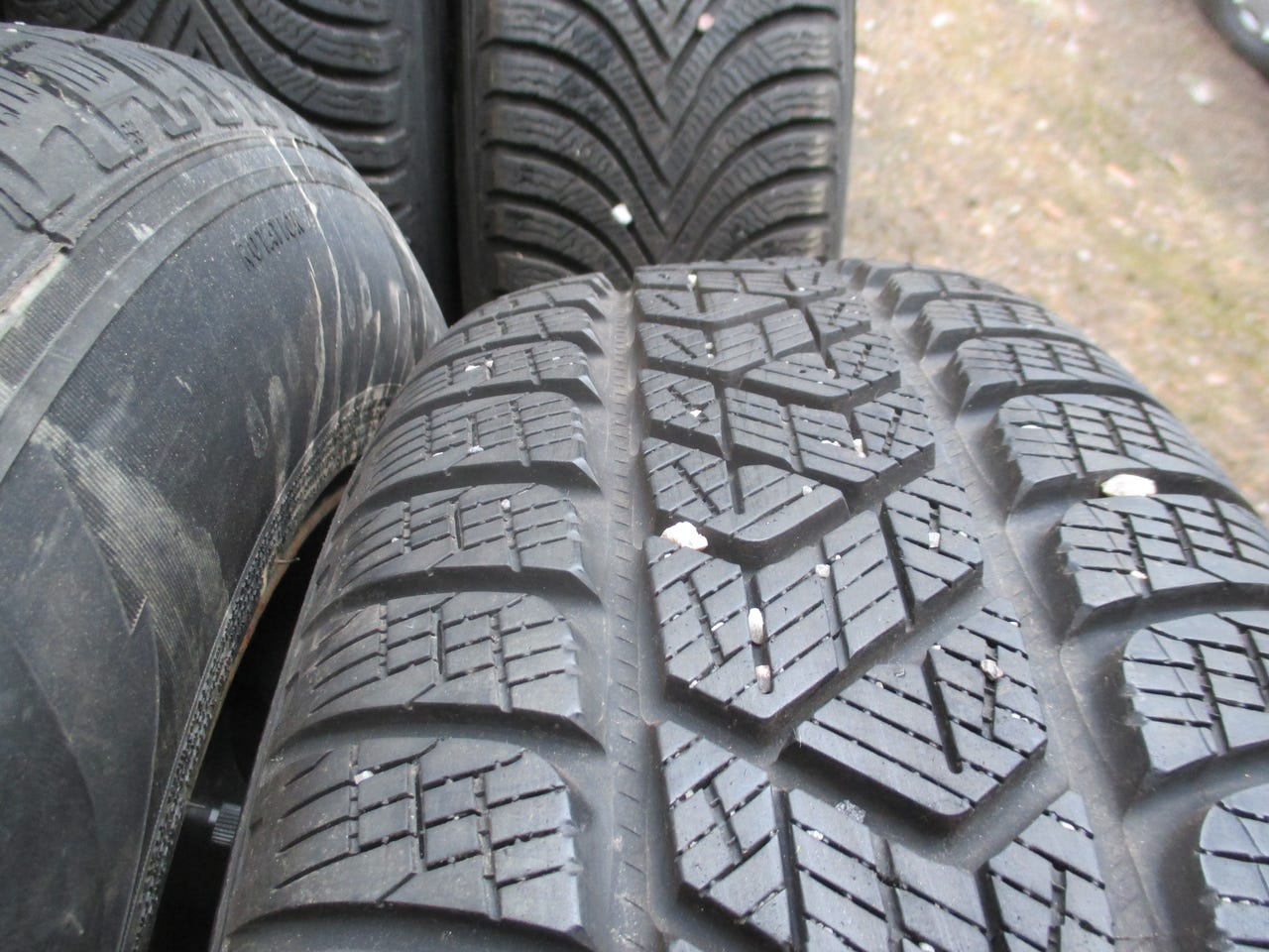 215/65 17 Pirelli/Michelin kitkat