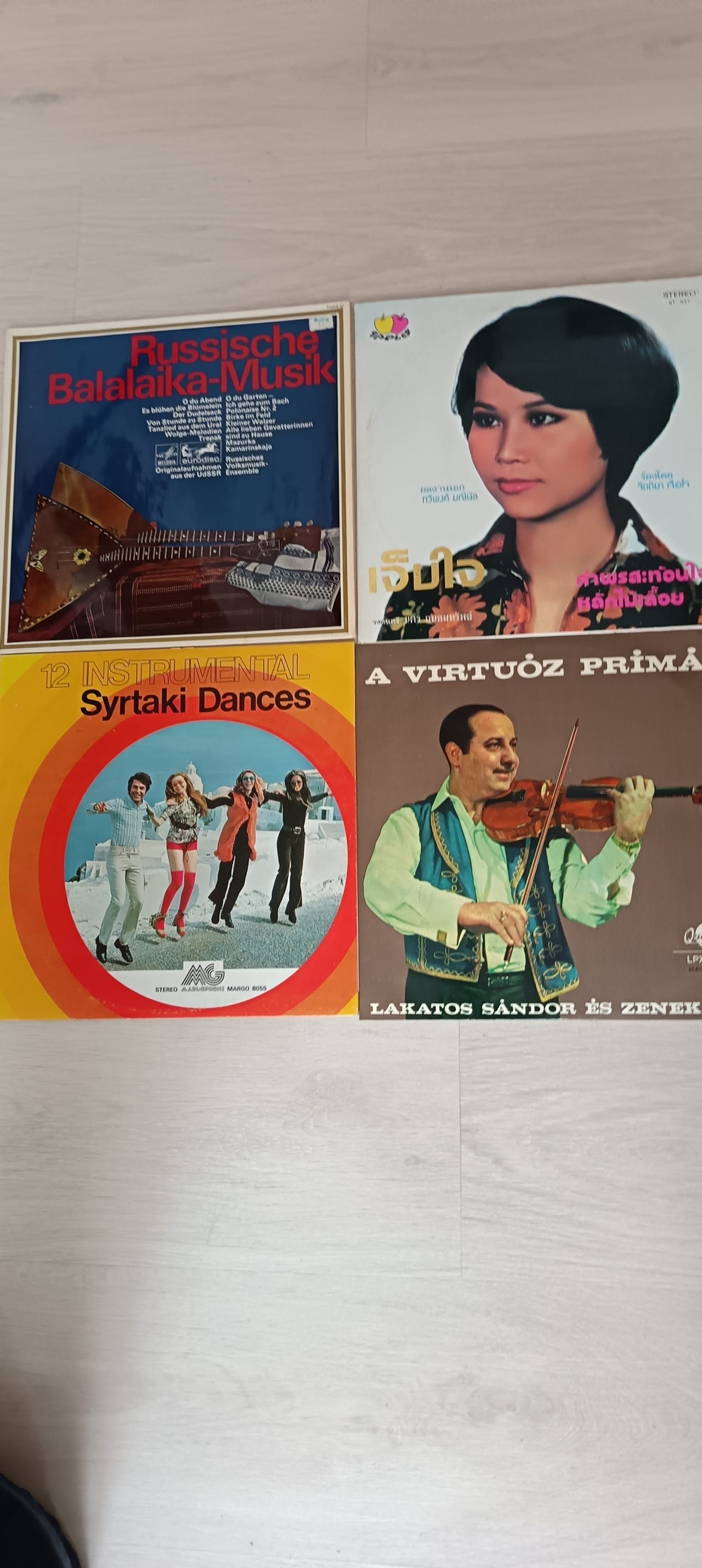 LP levyt vinyyliä