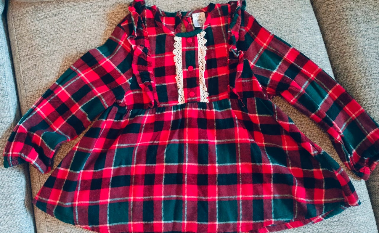 Myydään mekko koko 92-98