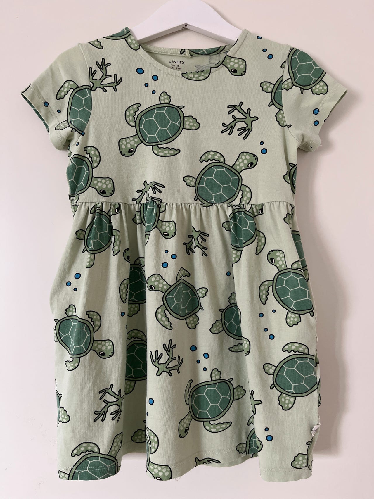 Mekko taskuilla koko 98