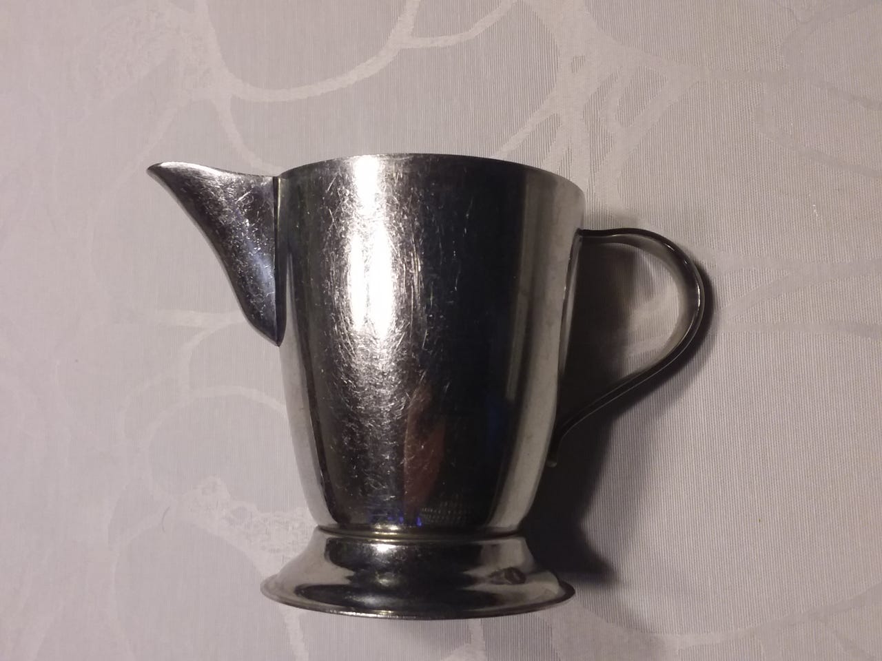 Teräskaadin OPA  0,2 l. Korkeus 9cm.